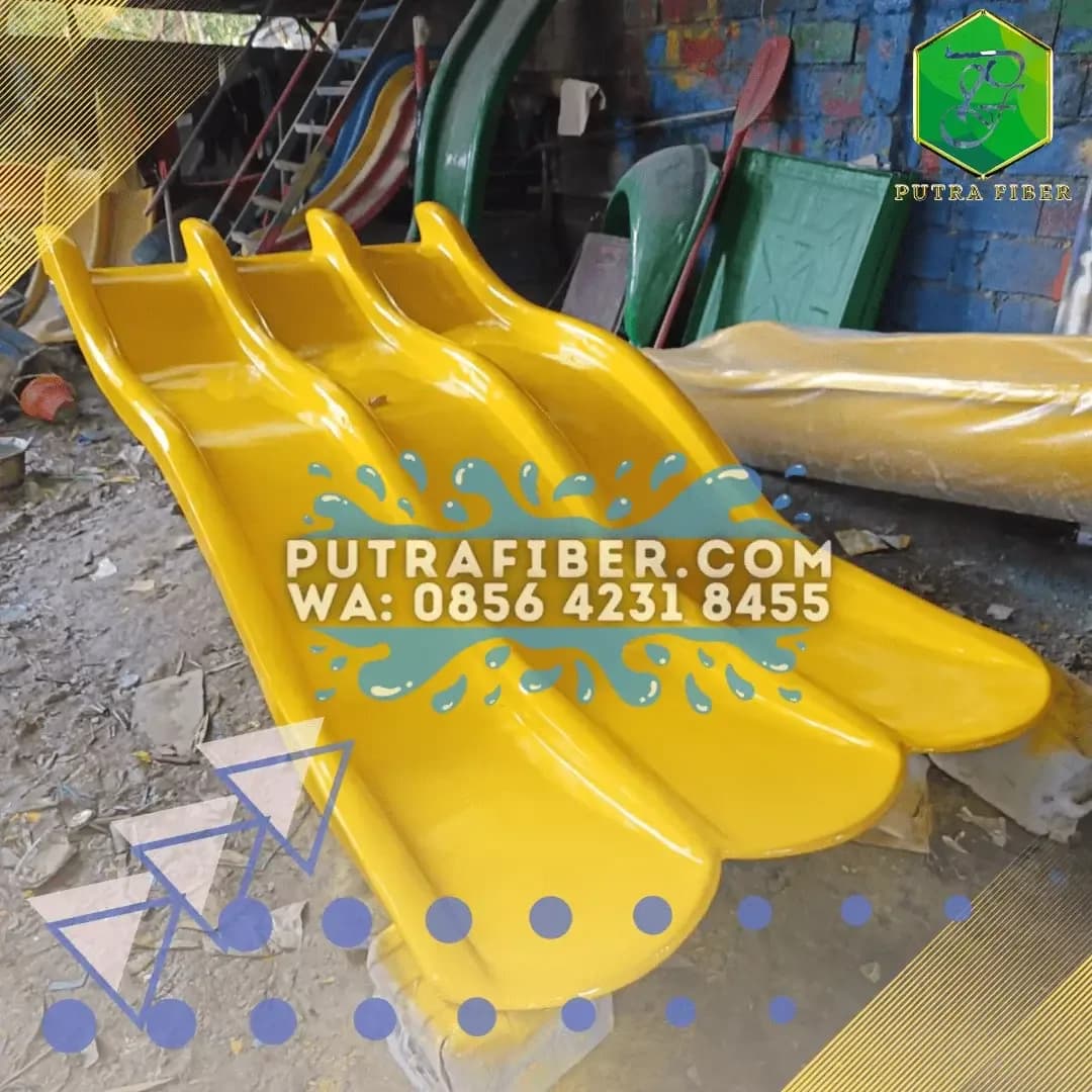 Triple Slide Seluncuran Kolam Renang - Gambar 3