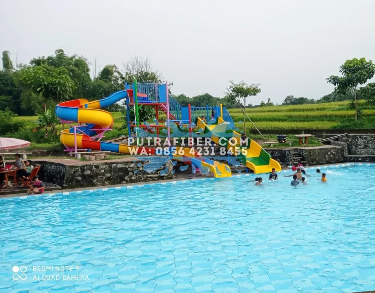 Wahana Waterboom Slide Wahana Waterboom Slide
