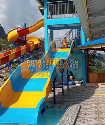 Seluncuran Kolam Renang Perosotan Waterboom Harga Murah